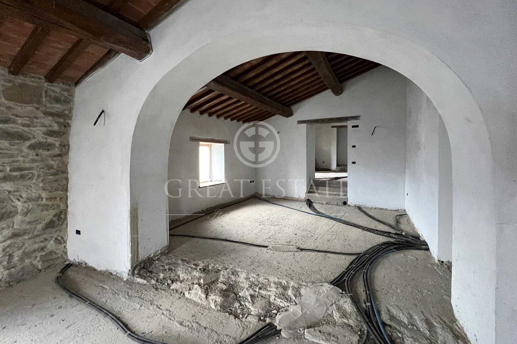 House in Gubbio, Umbria 11057051