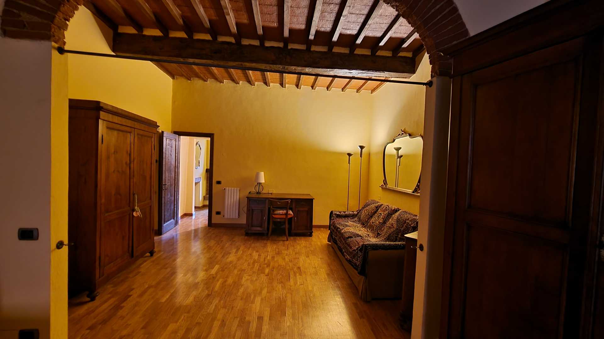 Osakehuoneisto sisään Arezzo, Toscana 11057112