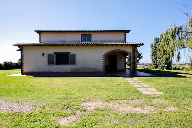 rumah dalam Tarquinia, Lazio 11057165