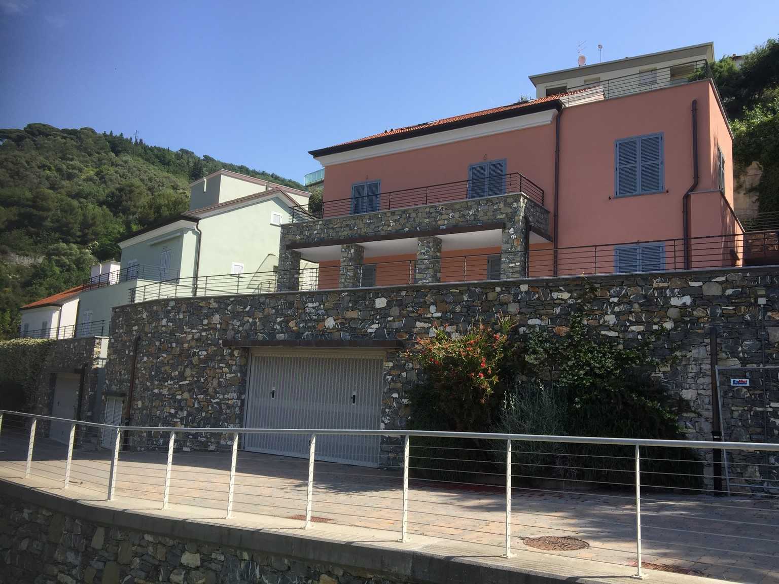 Condominio nel Alassio, Liguria 11057393