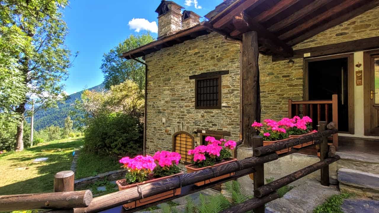 Condomínio no , Aosta 11057423