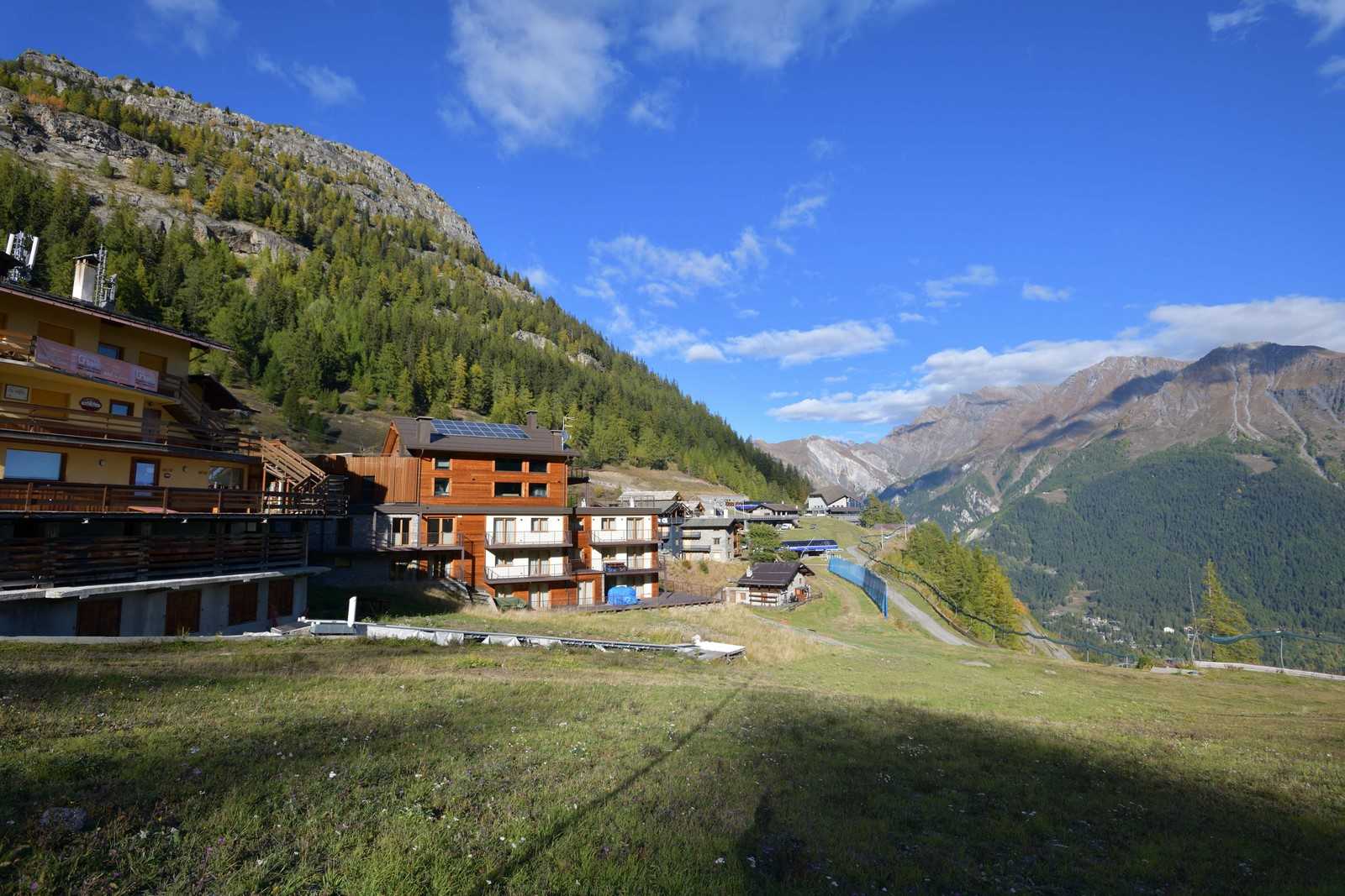 Квартира в Courmayeur, Aosta 11057428