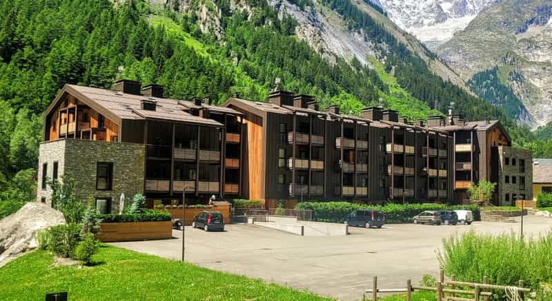 Condominium in La Saksen, Valle d'Aosta 11057431