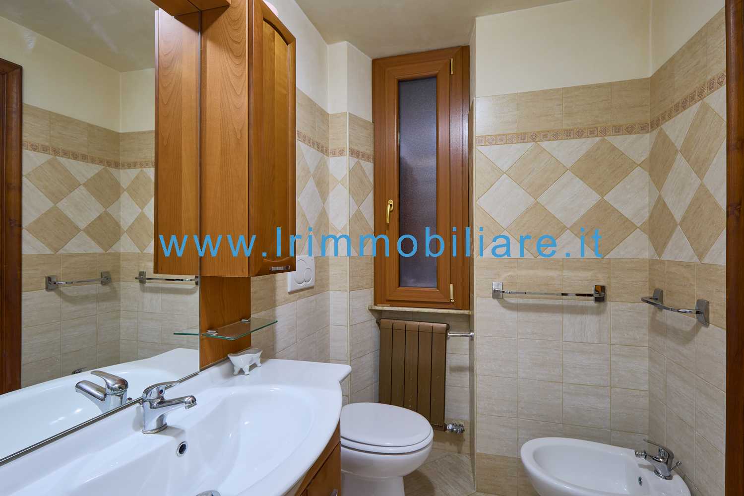 Condominium in Rome, Lazio 11057493