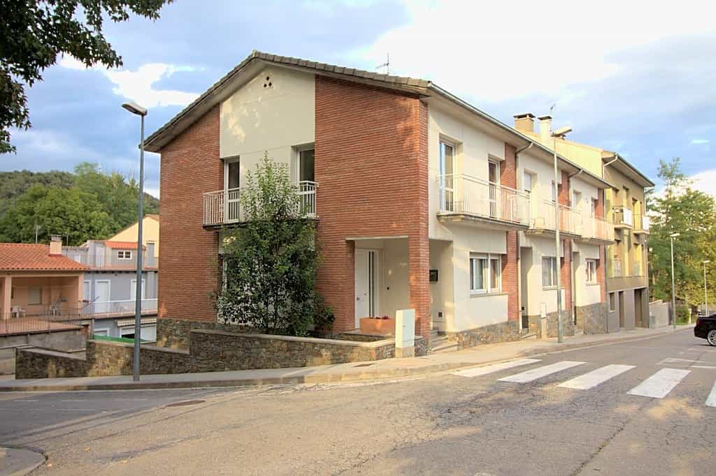 жилой дом в Олот, Каталония 11057494