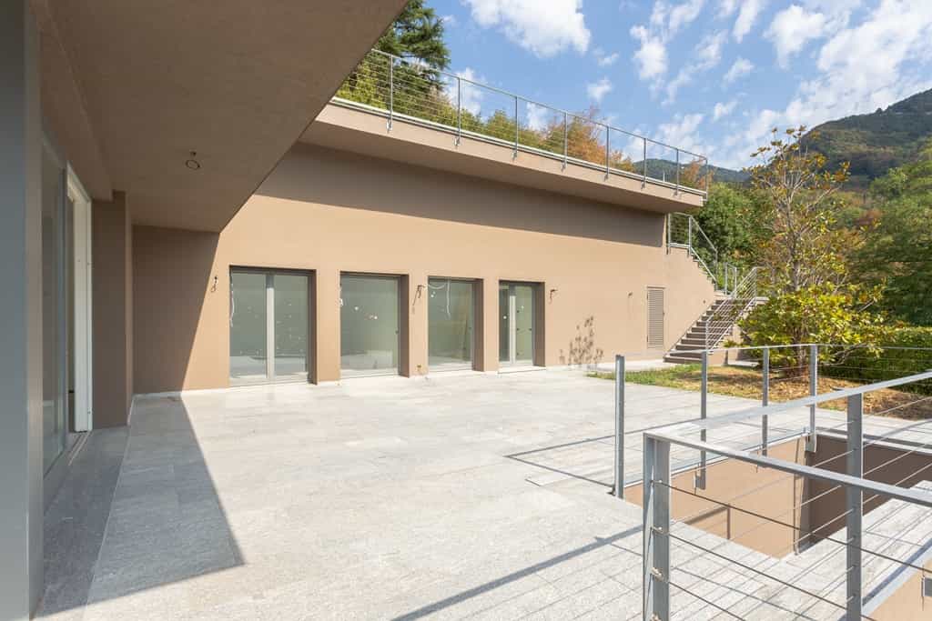 House in Cernobbio, Lombardy 11057515