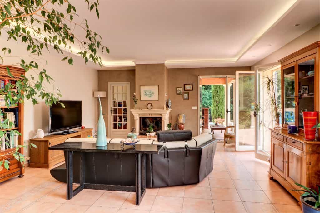 House in Menton, Provence-Alpes-Cote d'Azur 11057558