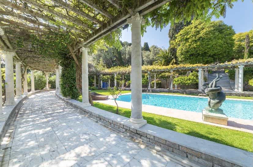 House in Cannes, Provence-Alpes-Cote d'Azur 11057585