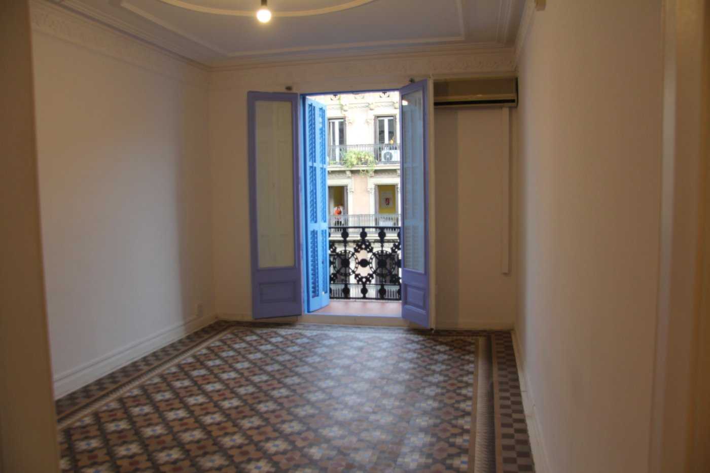 Квартира в Барселона, Каталонія 11057646