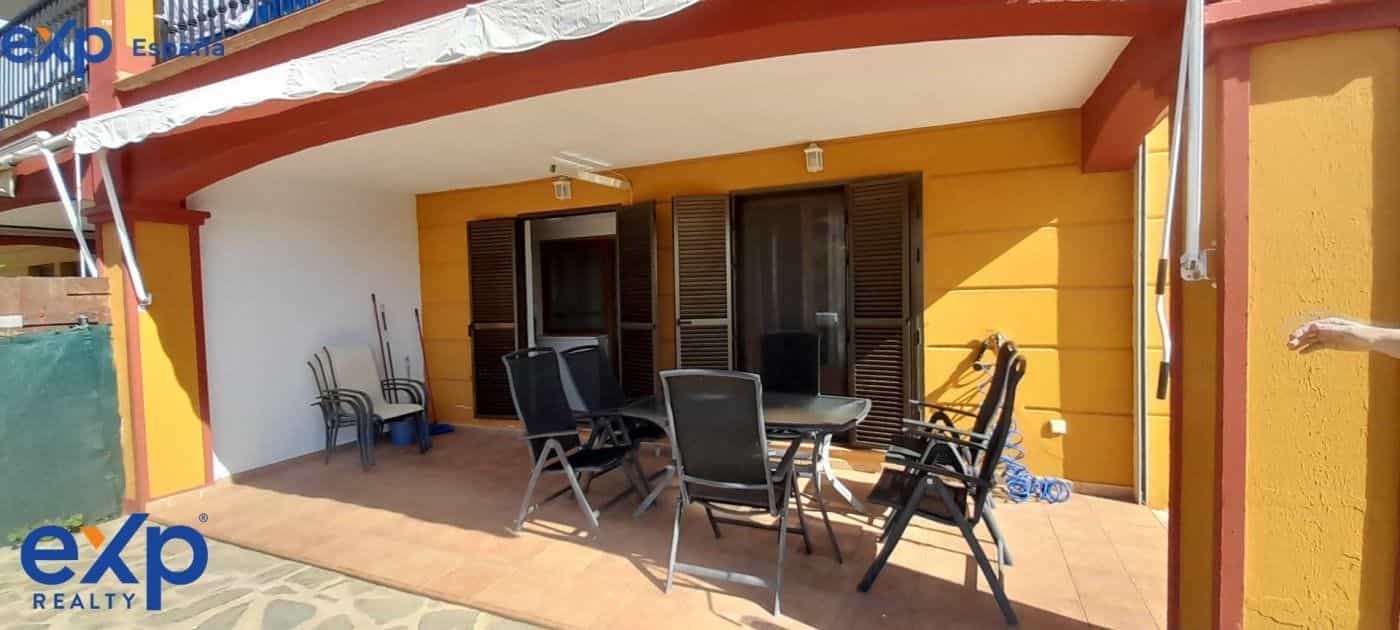 Condominium in Ayamonte, Andalucía 11057766