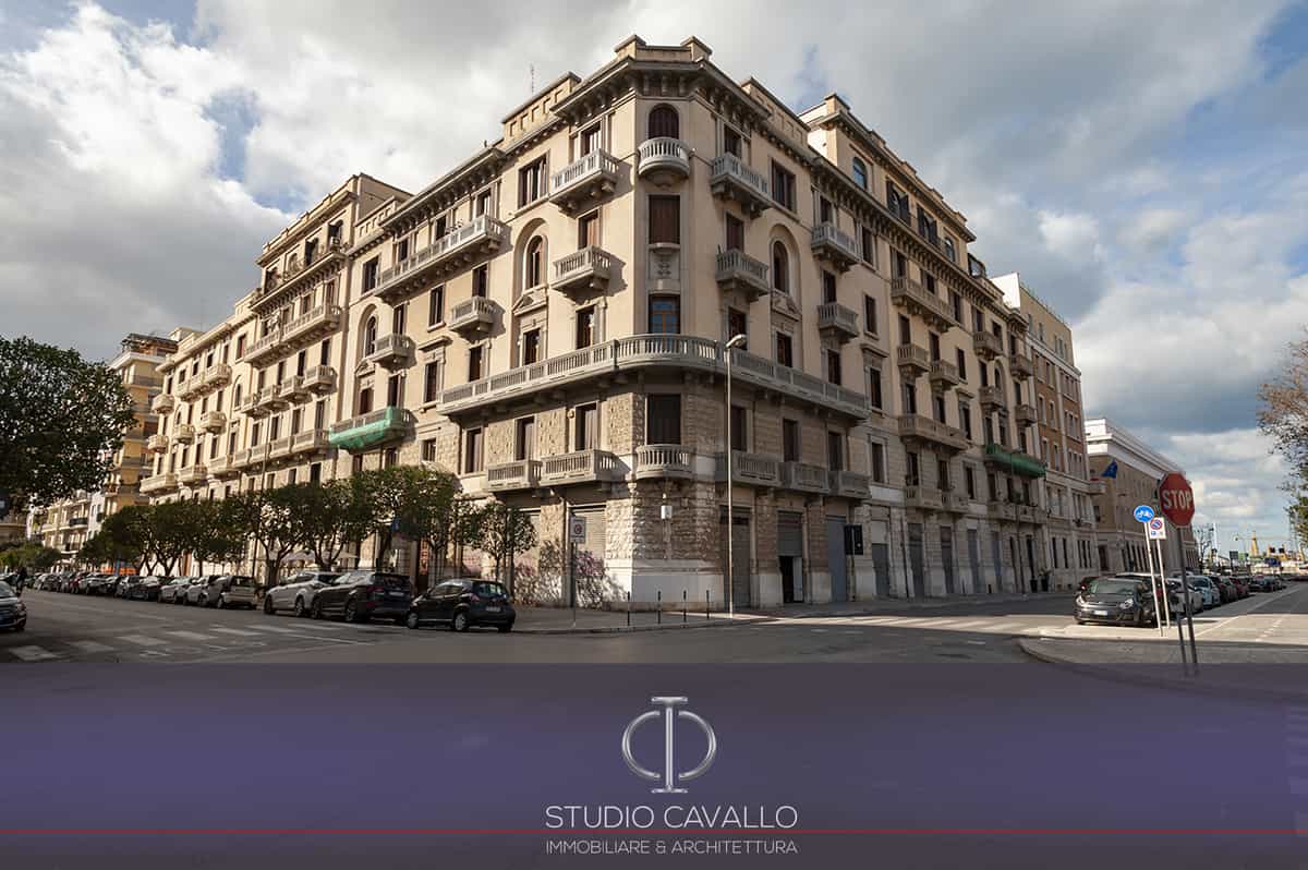 Condominium in Bari, Puglia 11057818