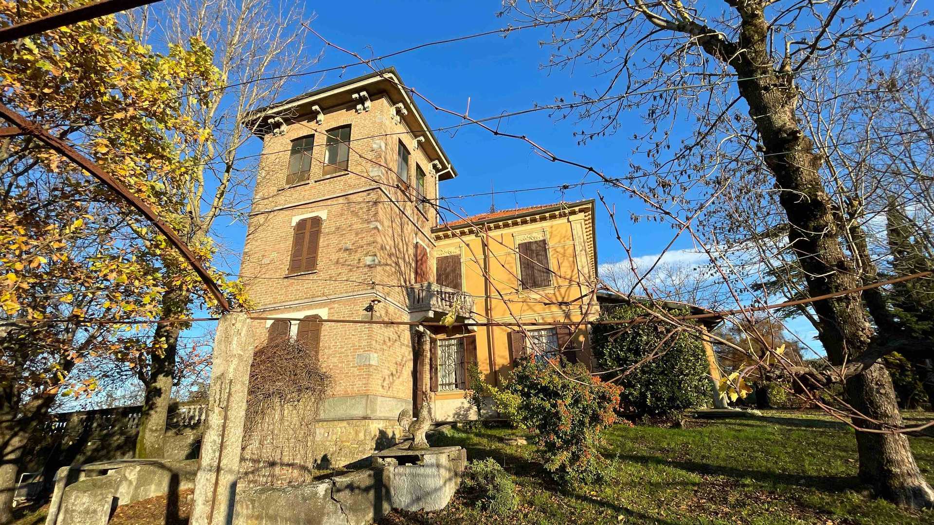 Hus i Tortona, Piedmont 11057903