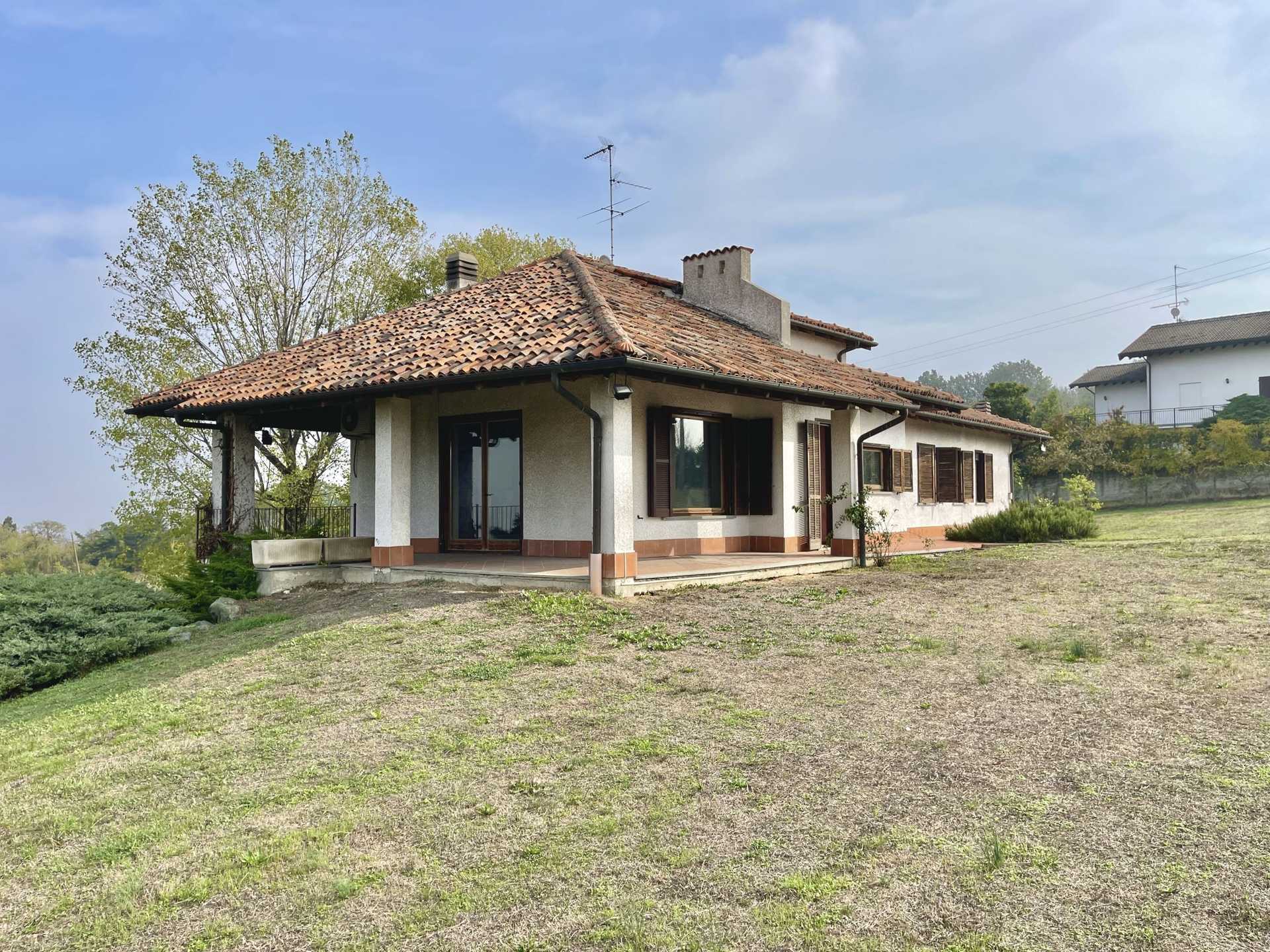 Huis in Tortona, Piemonte 11057911