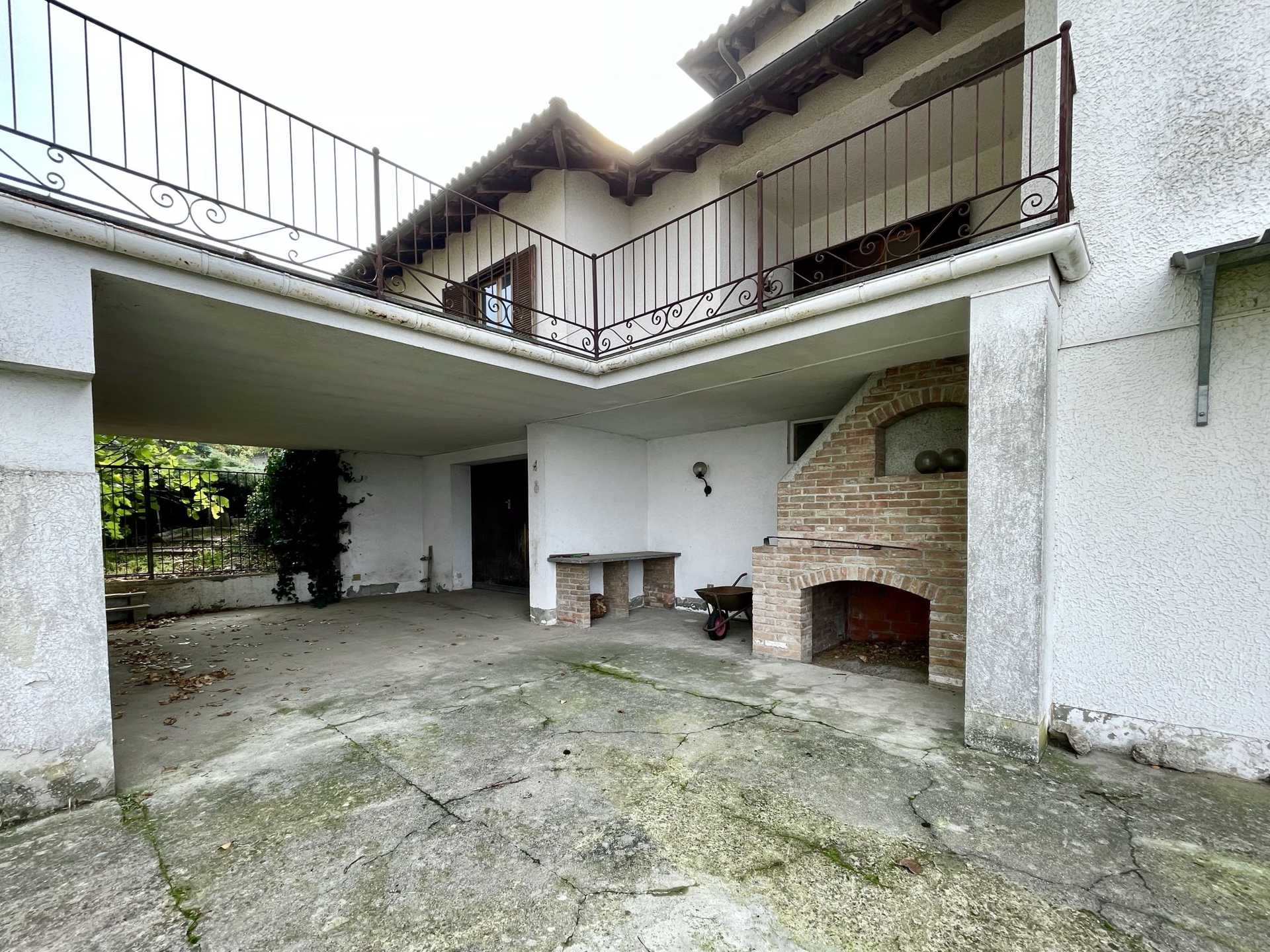 Talo sisään Tortona, Piedmont 11057911