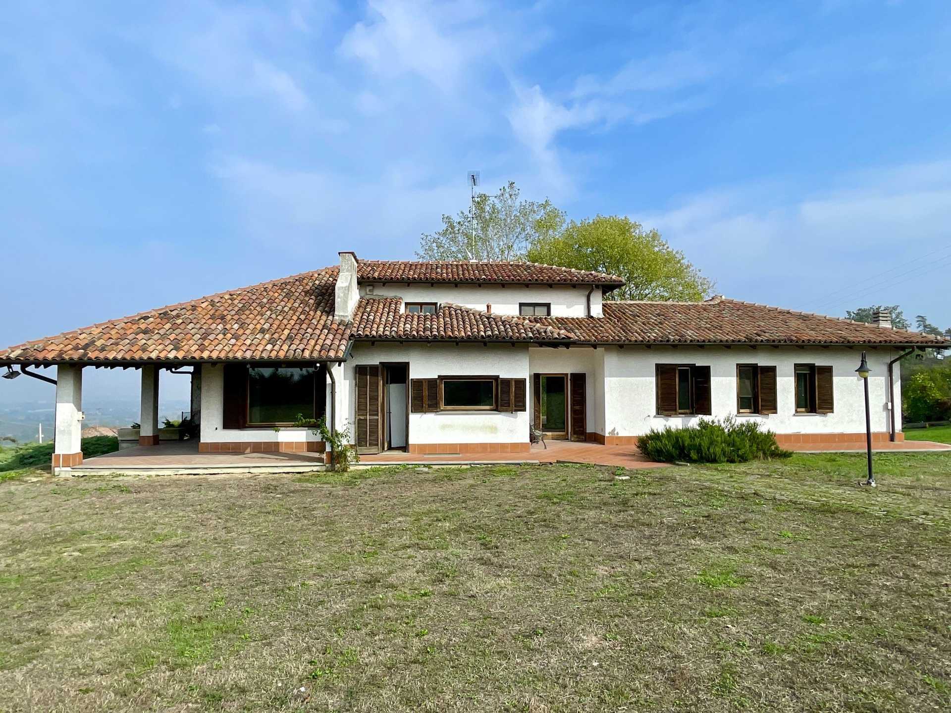 House in Tortona, Piedmont 11057911