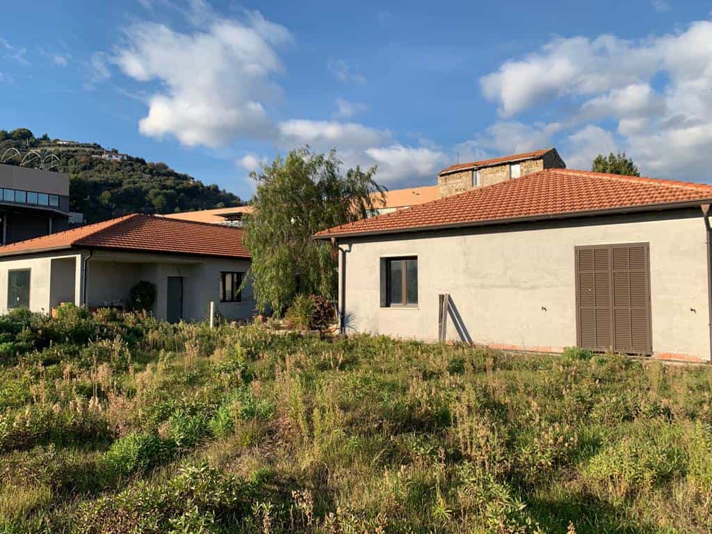 Huis in Castellaro, Ligurië 11057917