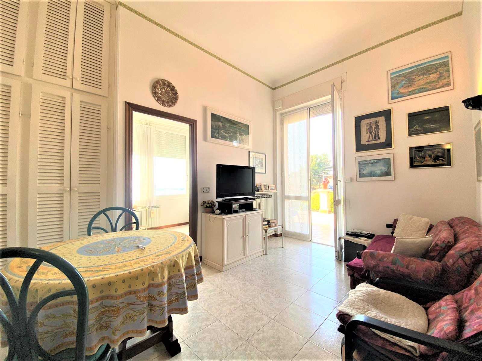 Condominium in Cipressa, Liguria 11057927
