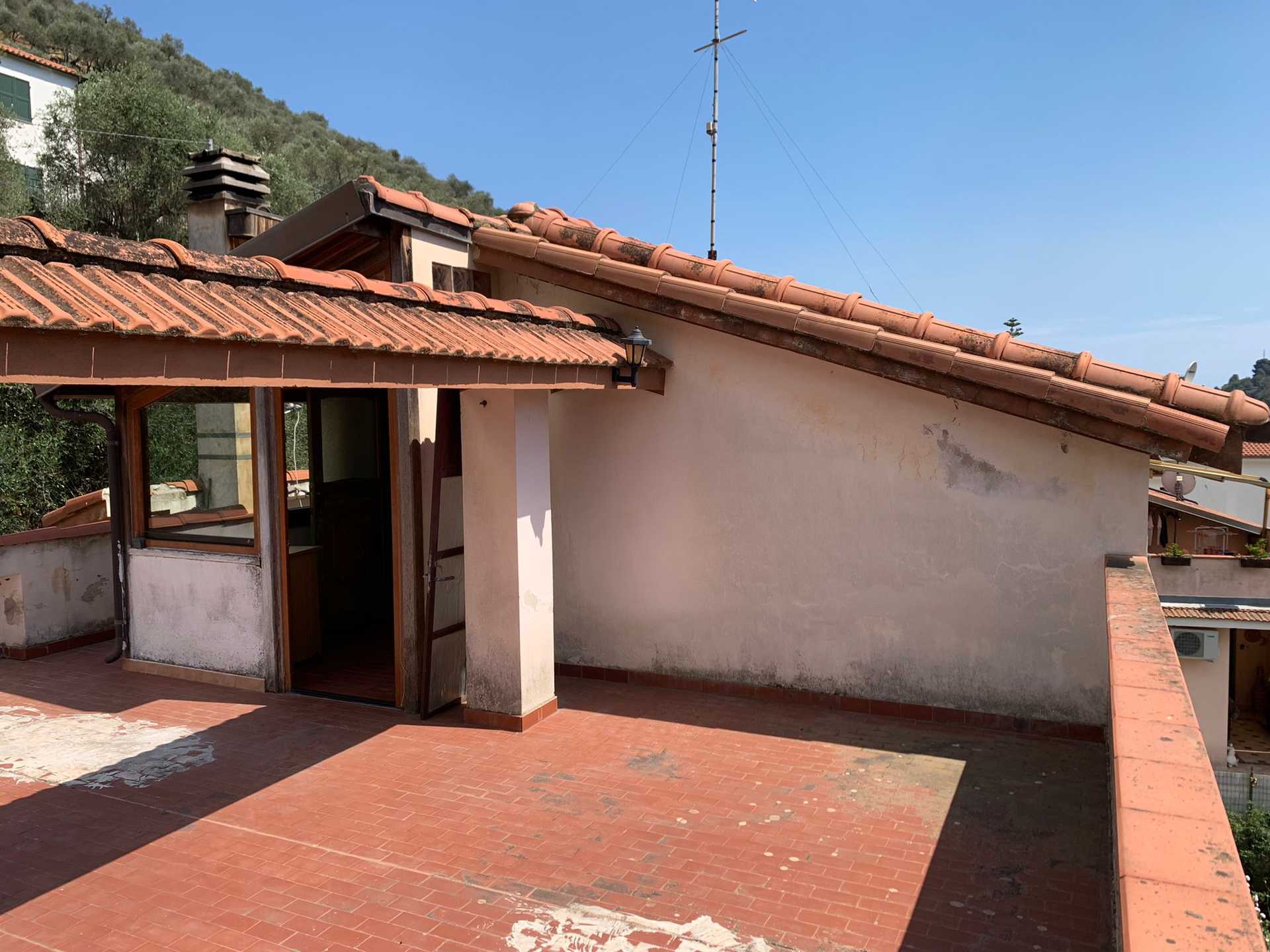 بيت في Castellaro, Liguria 11057933