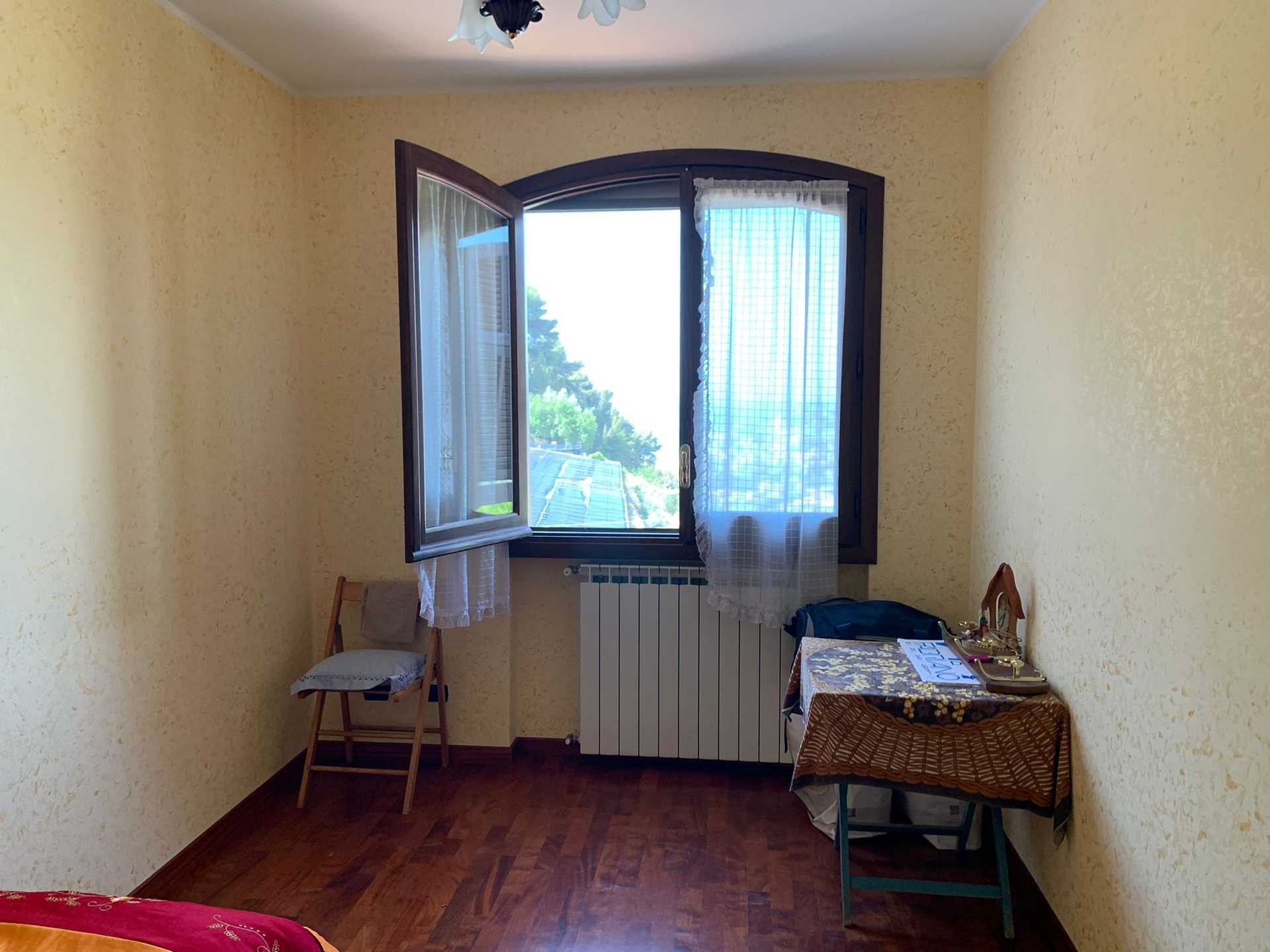 σπίτι σε Taggia, Liguria 11057936