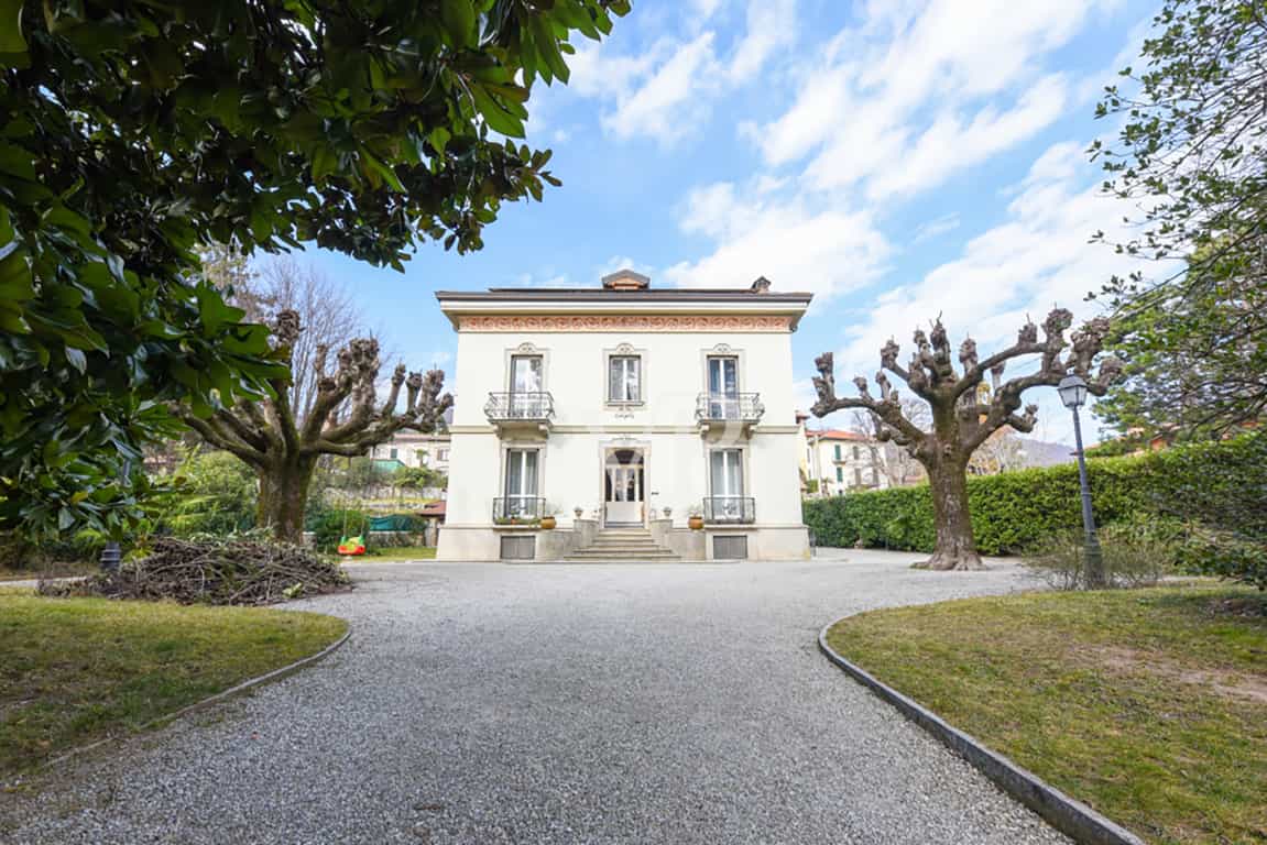House in , Lombardy 11057953