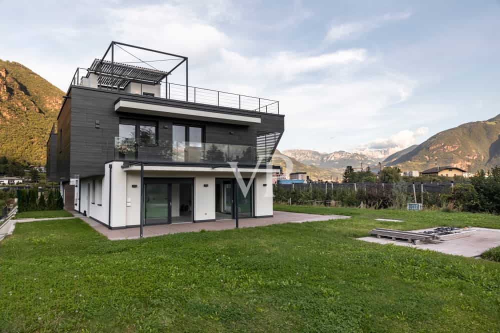 σπίτι σε Bolzano, Trentino-South Tyrol 11057977