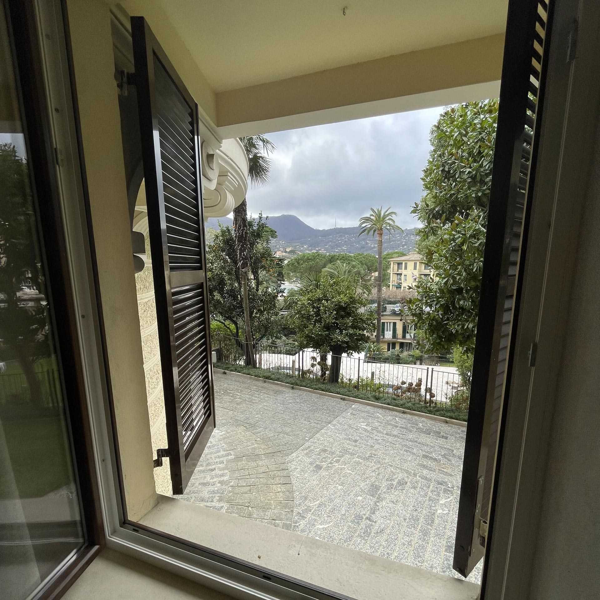Condominium in Santa Margherita Ligure, Liguria 11057985