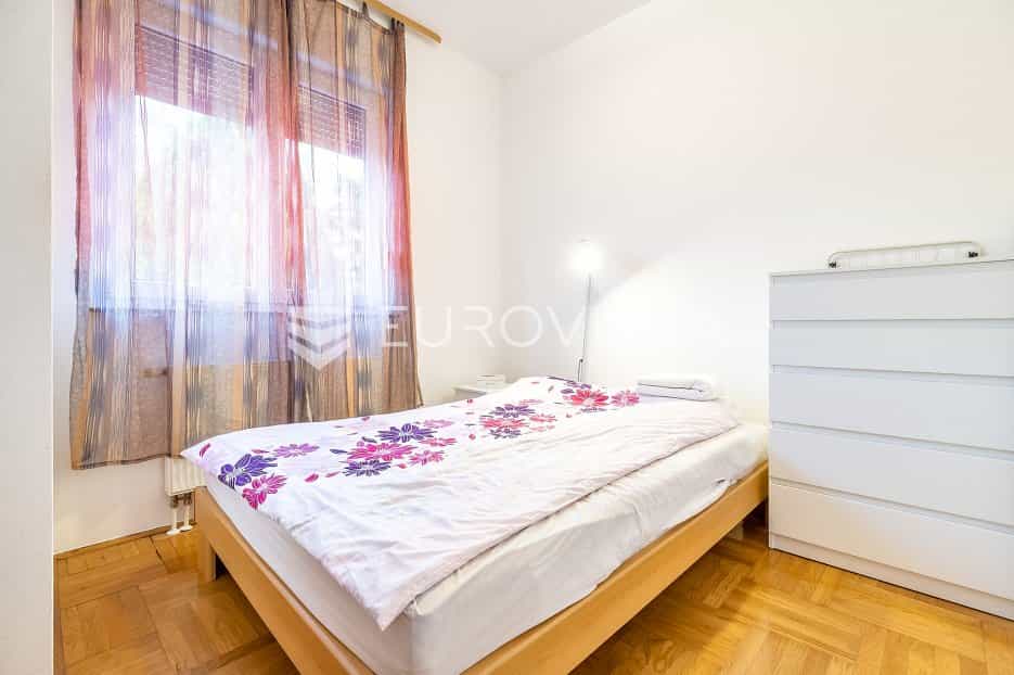 Condominium in Zagreb,  11058247