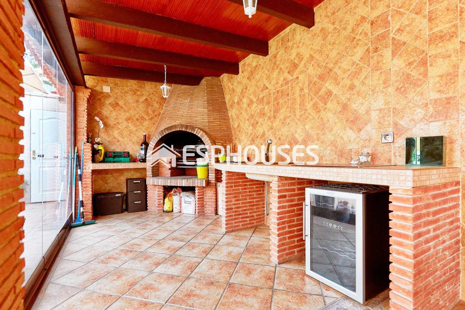 Haus im Benidorm, Comunidad Valenciana 11060100