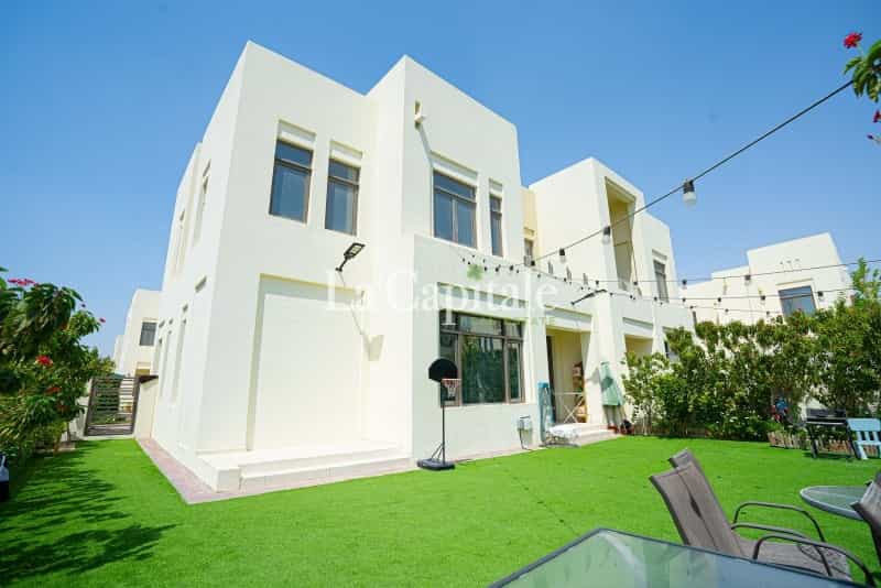 rumah dalam `Ud al Bayda', Dubayy 11061687