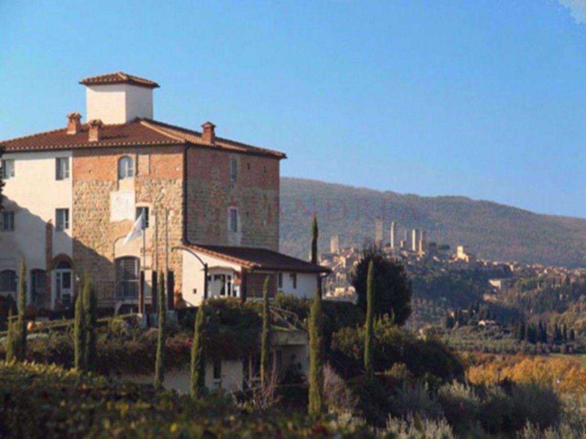 rumah dalam San Gimignano, Toscana 11062011