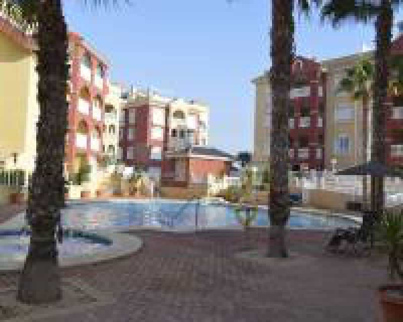 Condominium in Los Alcazares, Murcia 11062355