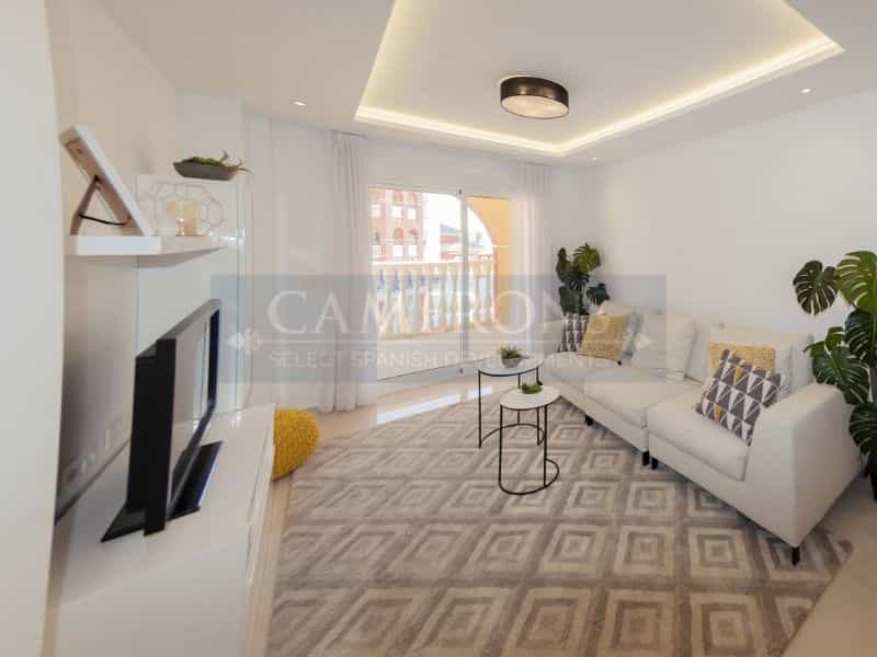 Condominium in Los Alcazares, Murcia 11062494