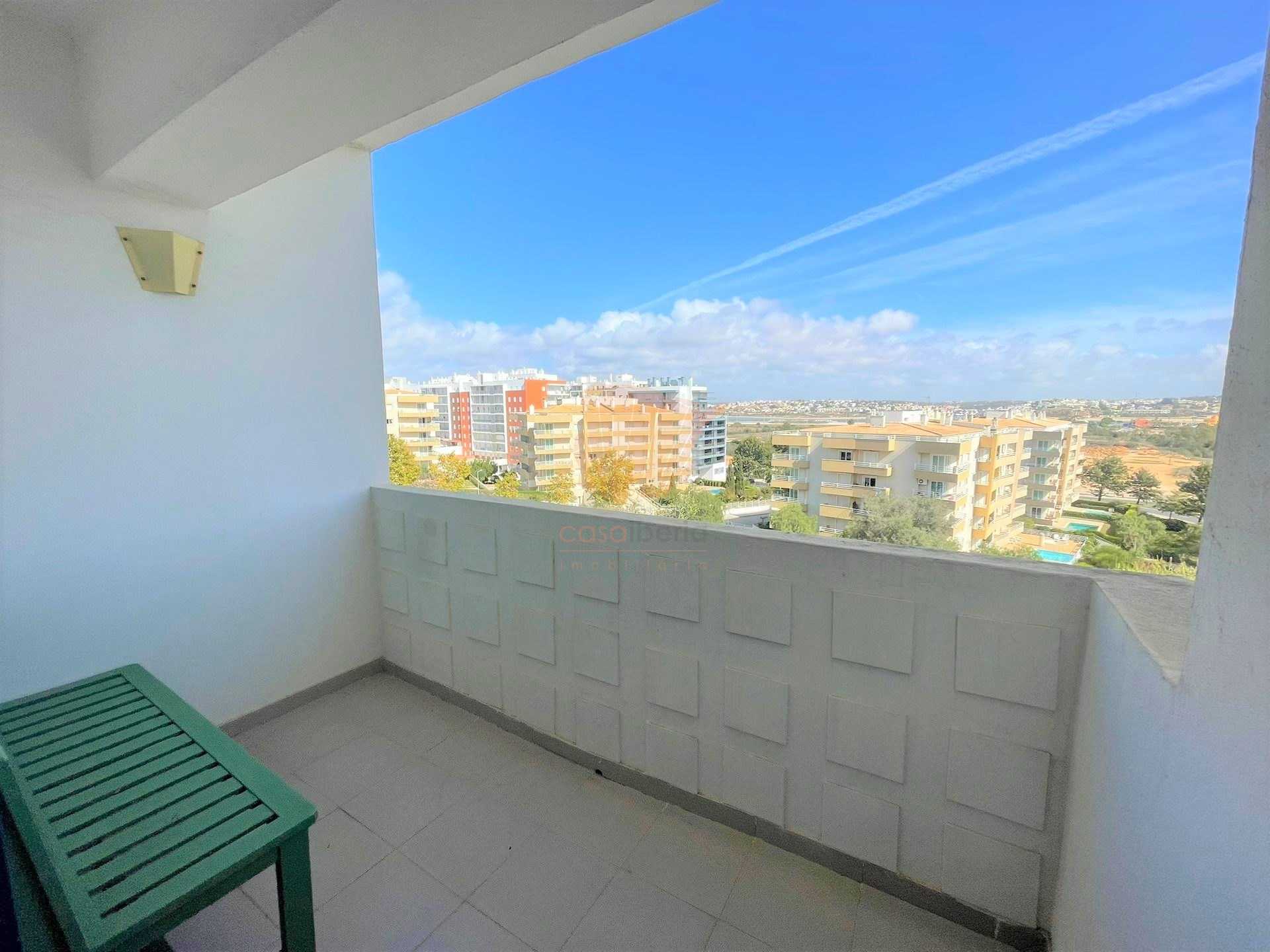 Condominium in Rocha, Faro 11062778