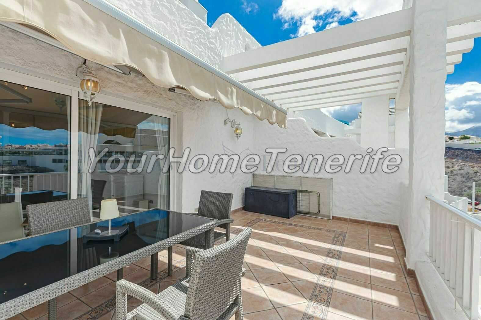 Condominium in Adeje, Canary Islands 11062853