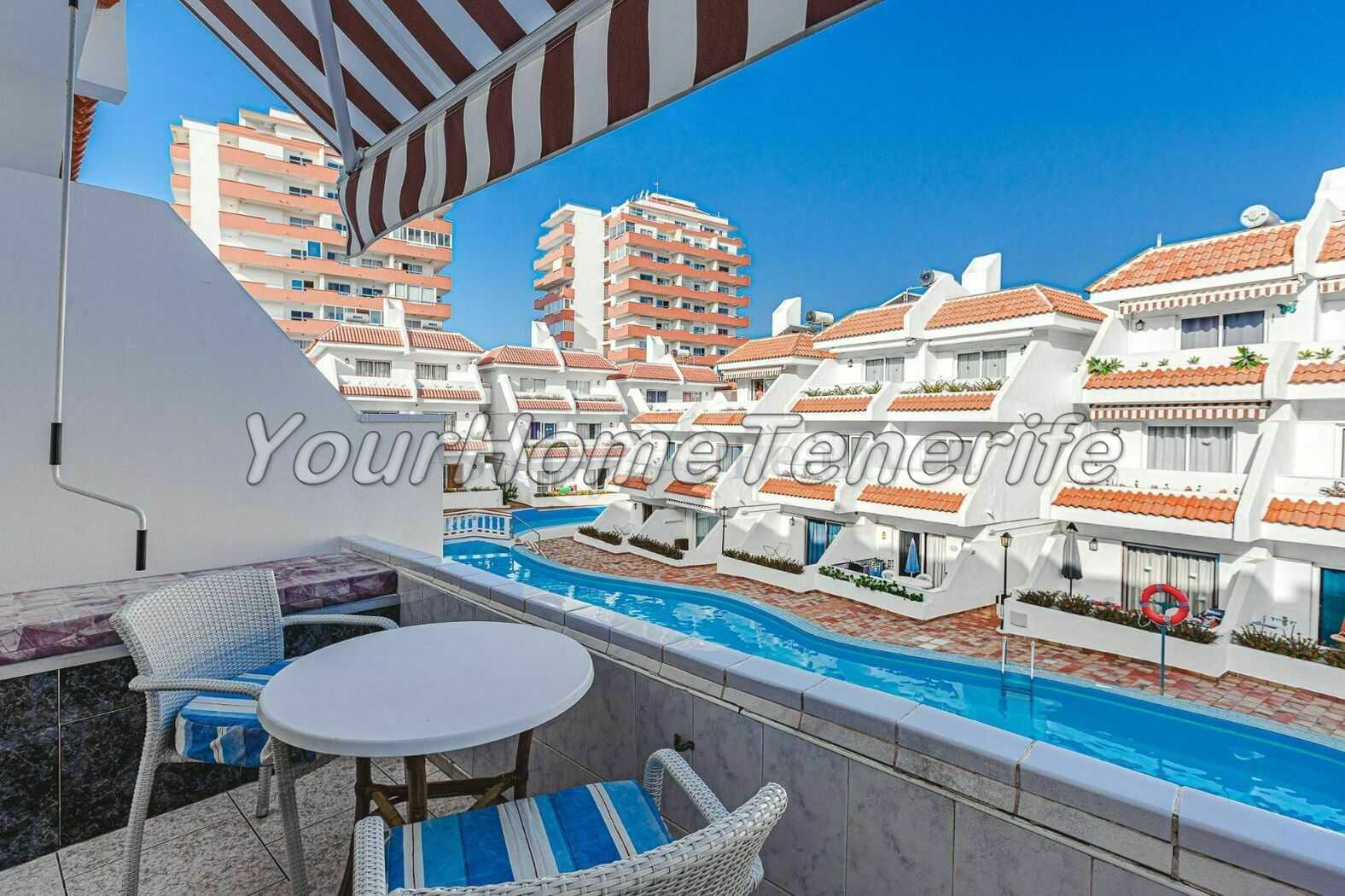 Condominium in Los Cristianos, Canary Islands 11062860
