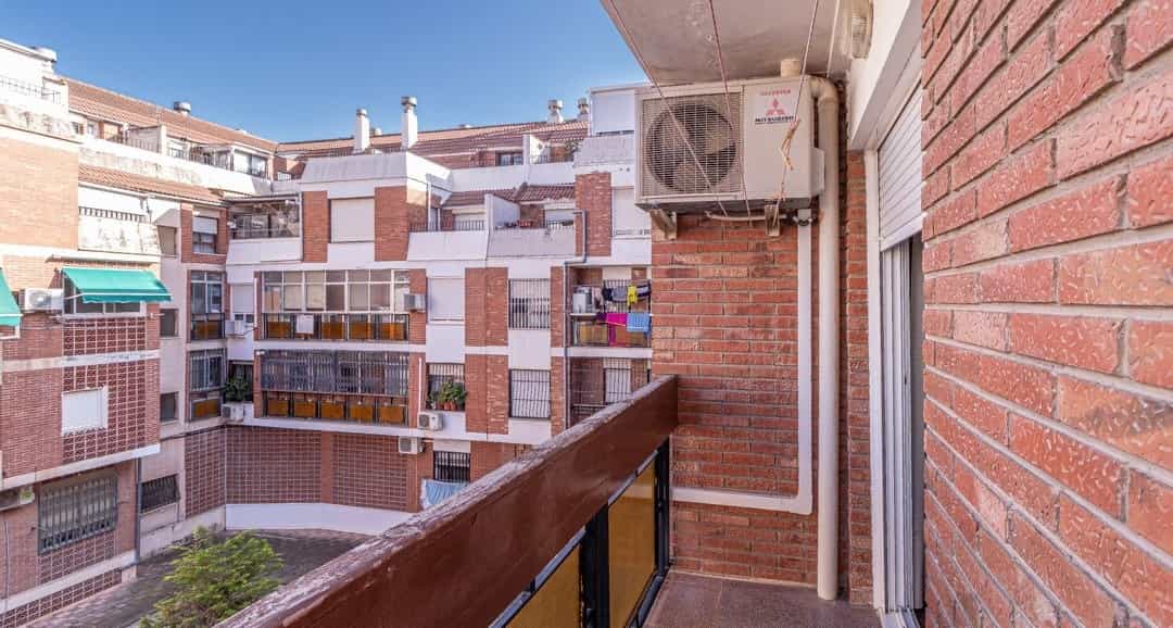 Condominium in Monòver, Comunidad Valenciana 11064614