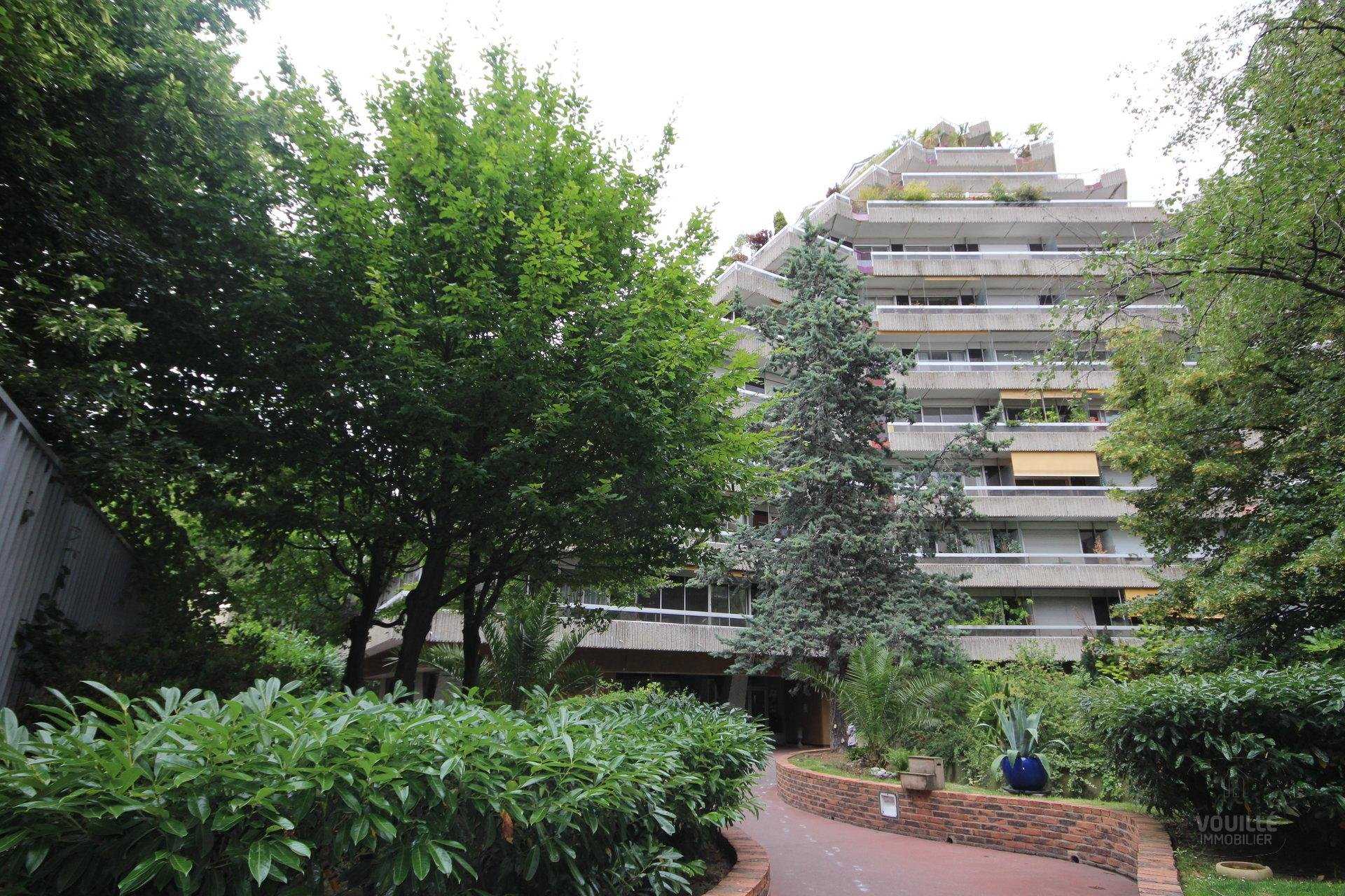 Condominium in Paris 15ème, Paris 11065069