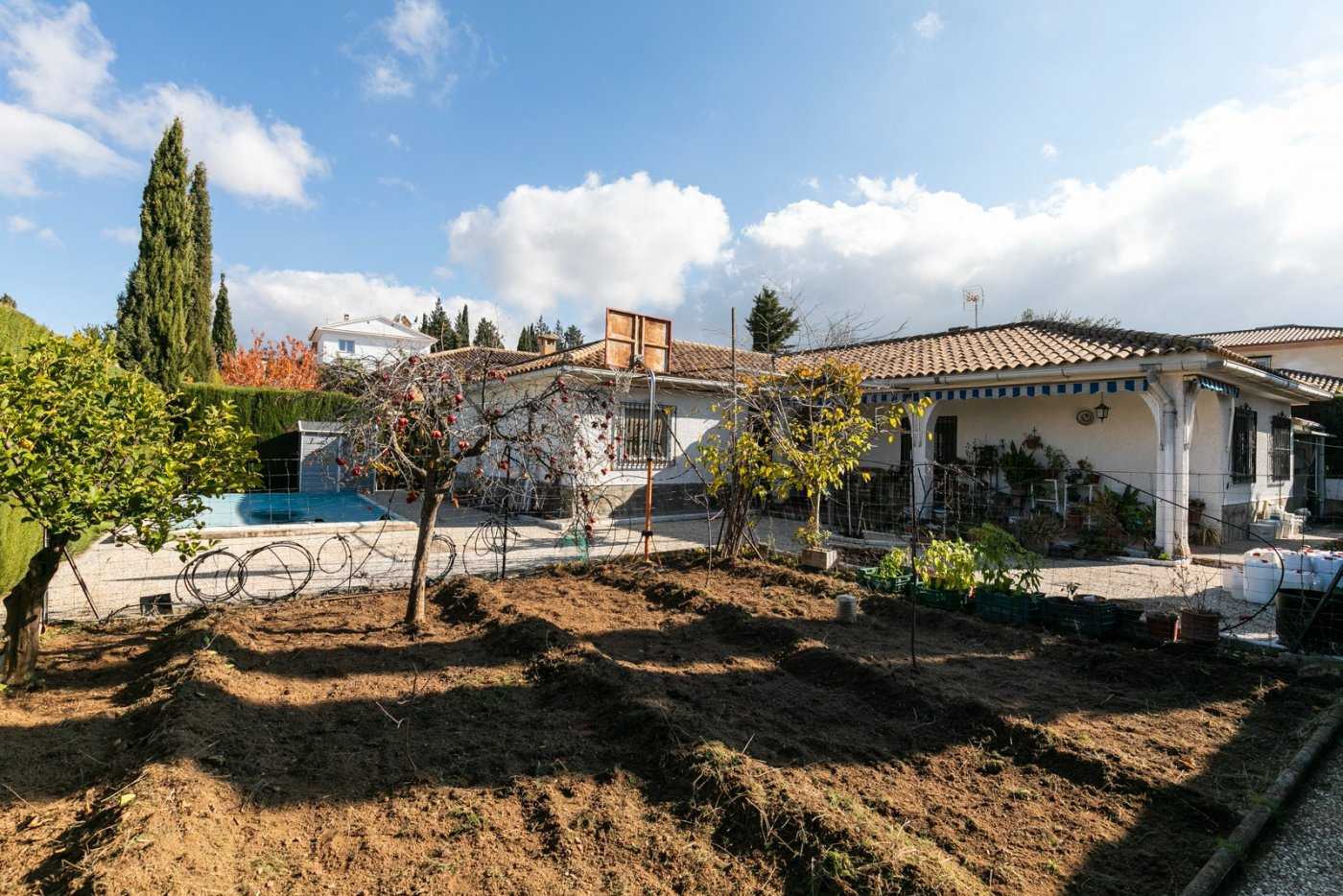 Будинок в Otura, Andalucía 11065267