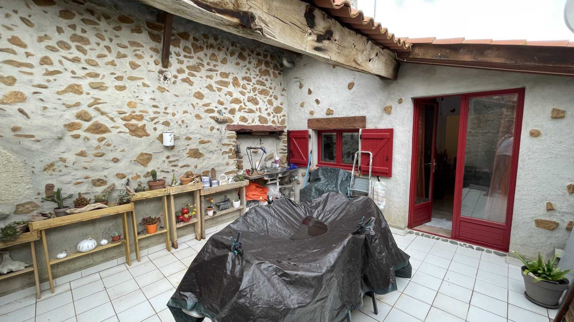 Rumah di Fourques, Pyrénées-Orientales 11066474