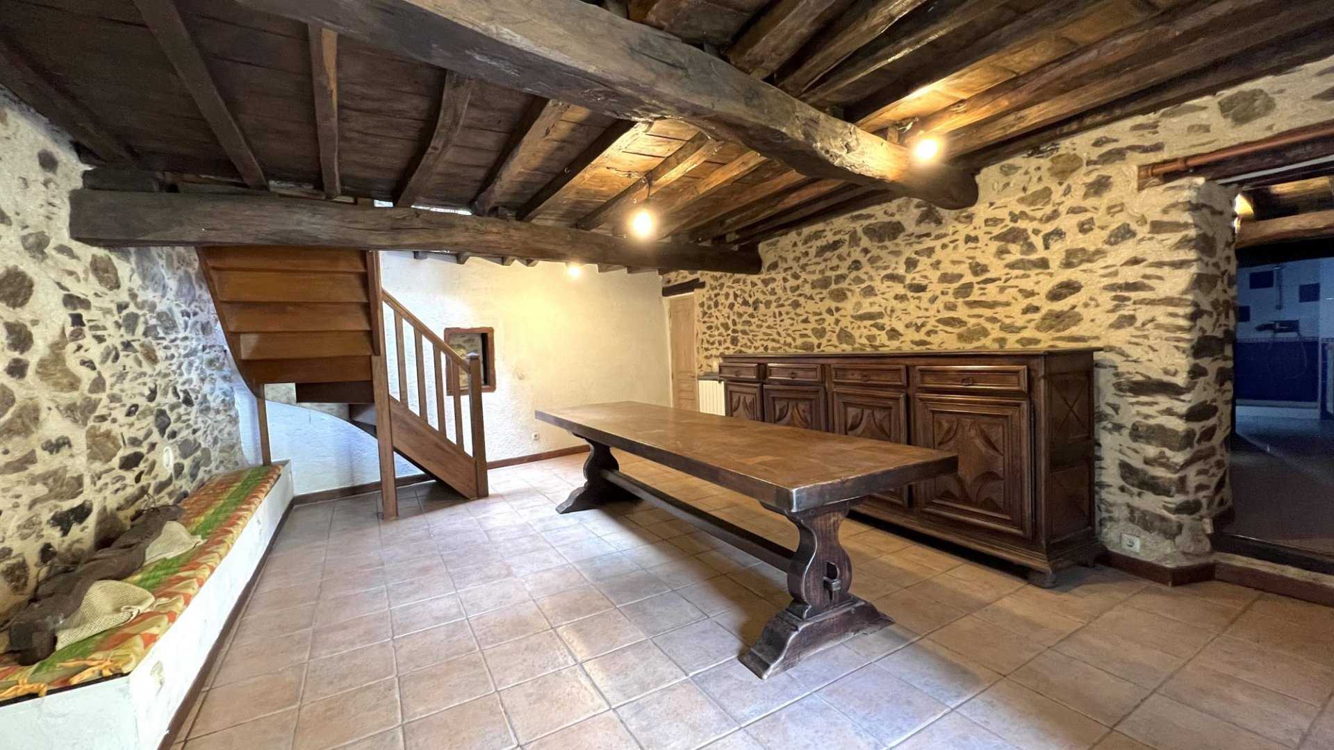 Outro no Prunet-et-Belpuig, Pyrénées-Orientales 11066475