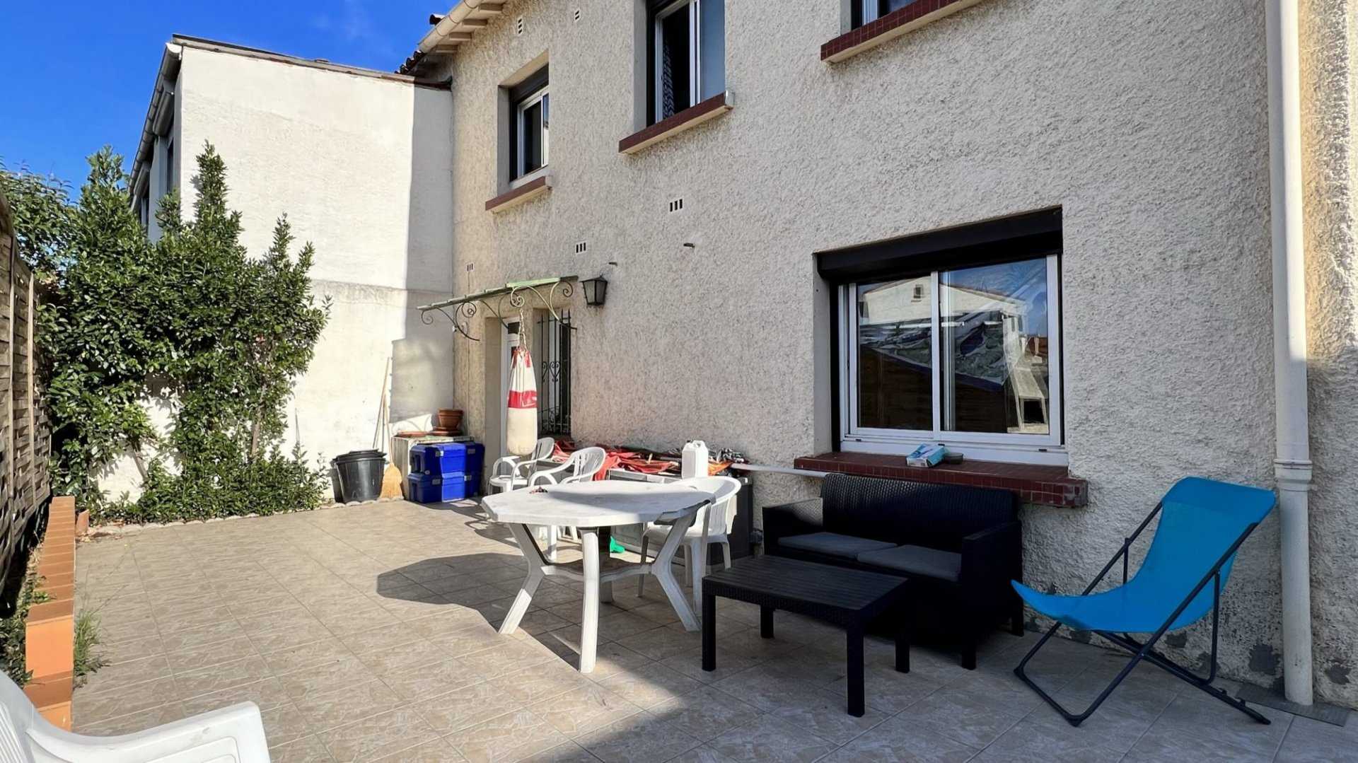 жилой дом в Le Boulou, Pyrénées-Orientales 11066508