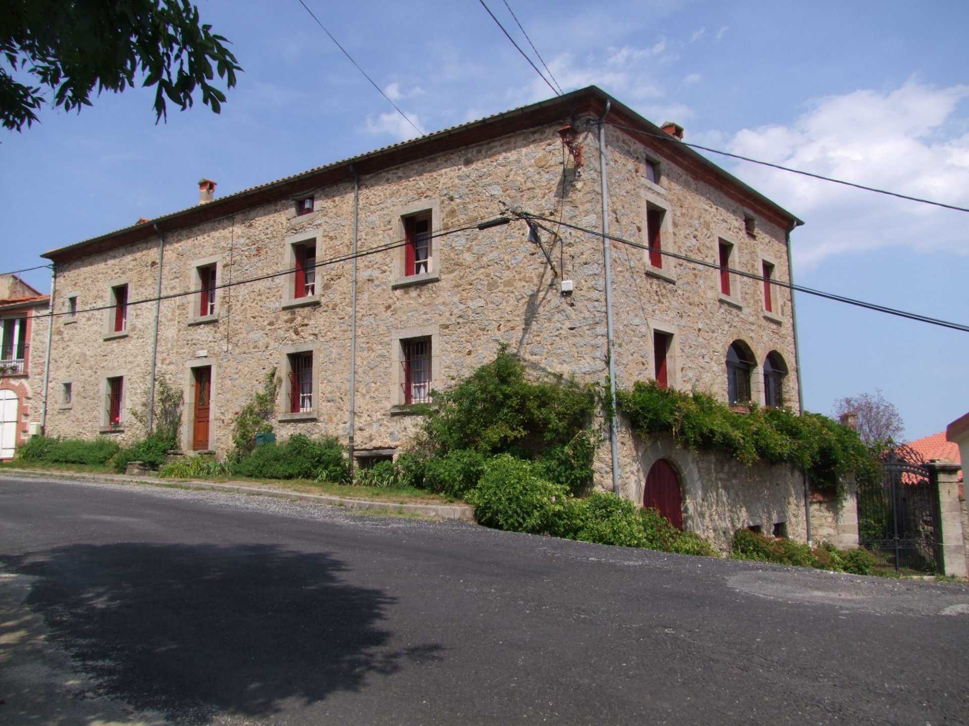 σπίτι σε Corsavy, Pyrénées-Orientales 11066532