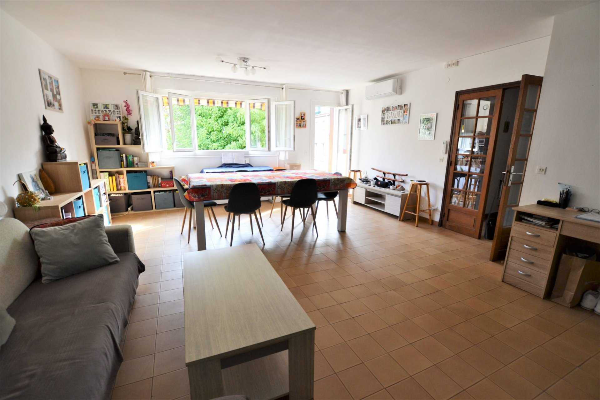 公寓 在 Céret, Pyrénées-Orientales 11066540