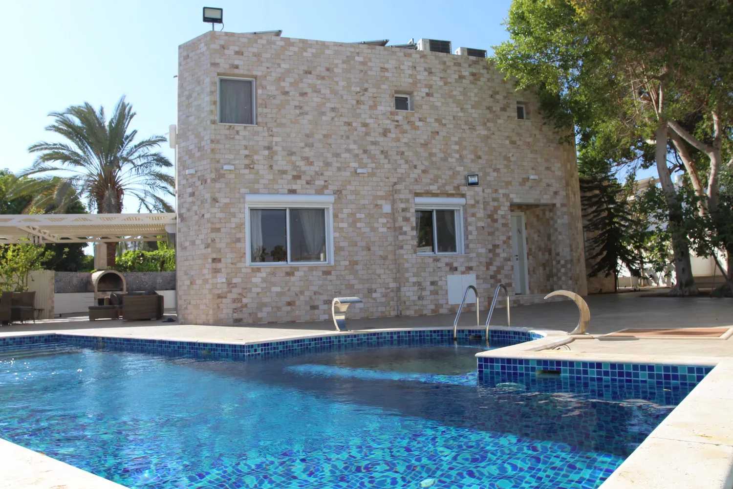rumah dalam Eilat, Tzofit Street 11066565