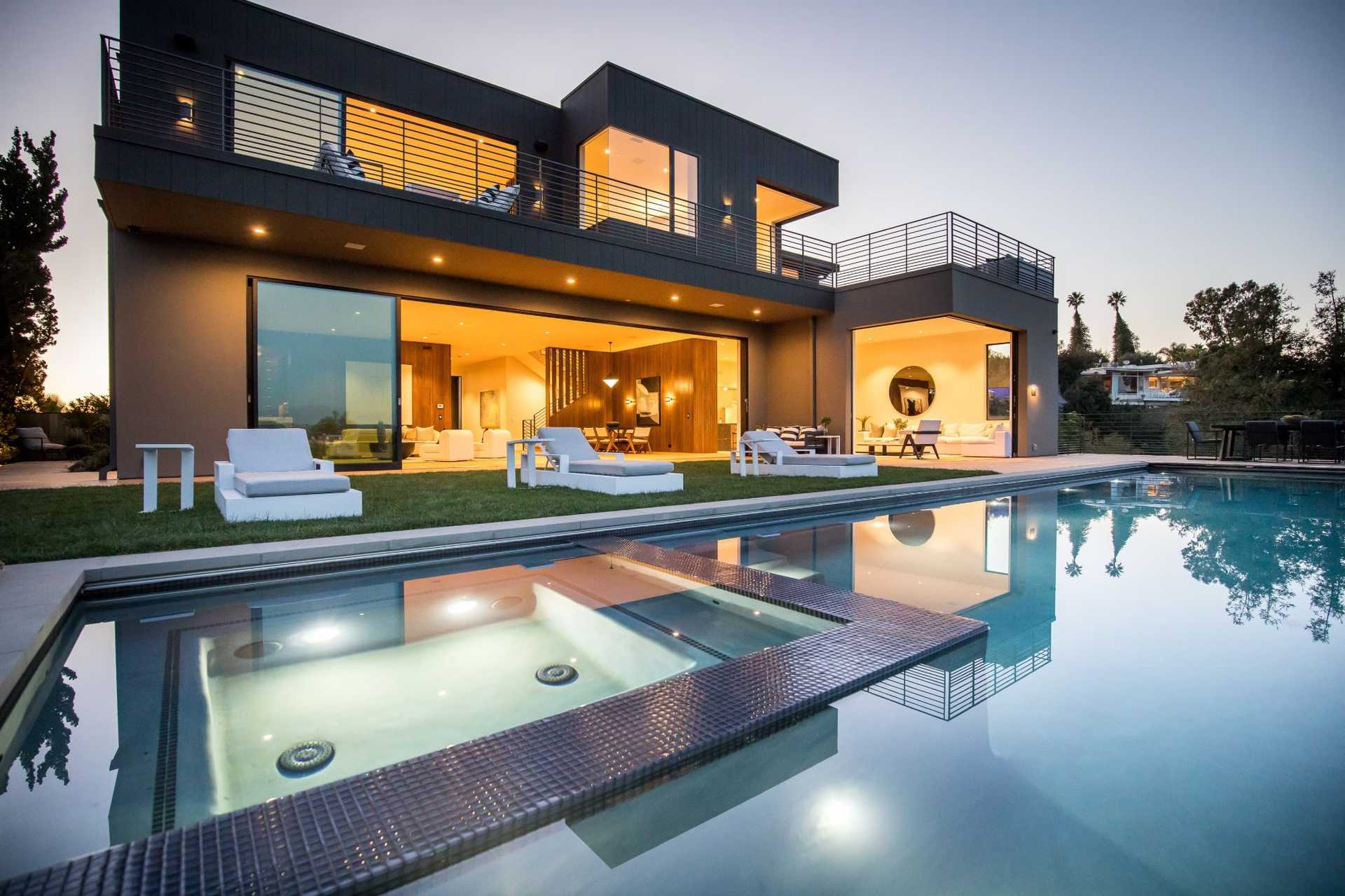 House in Riviera, California 11066571