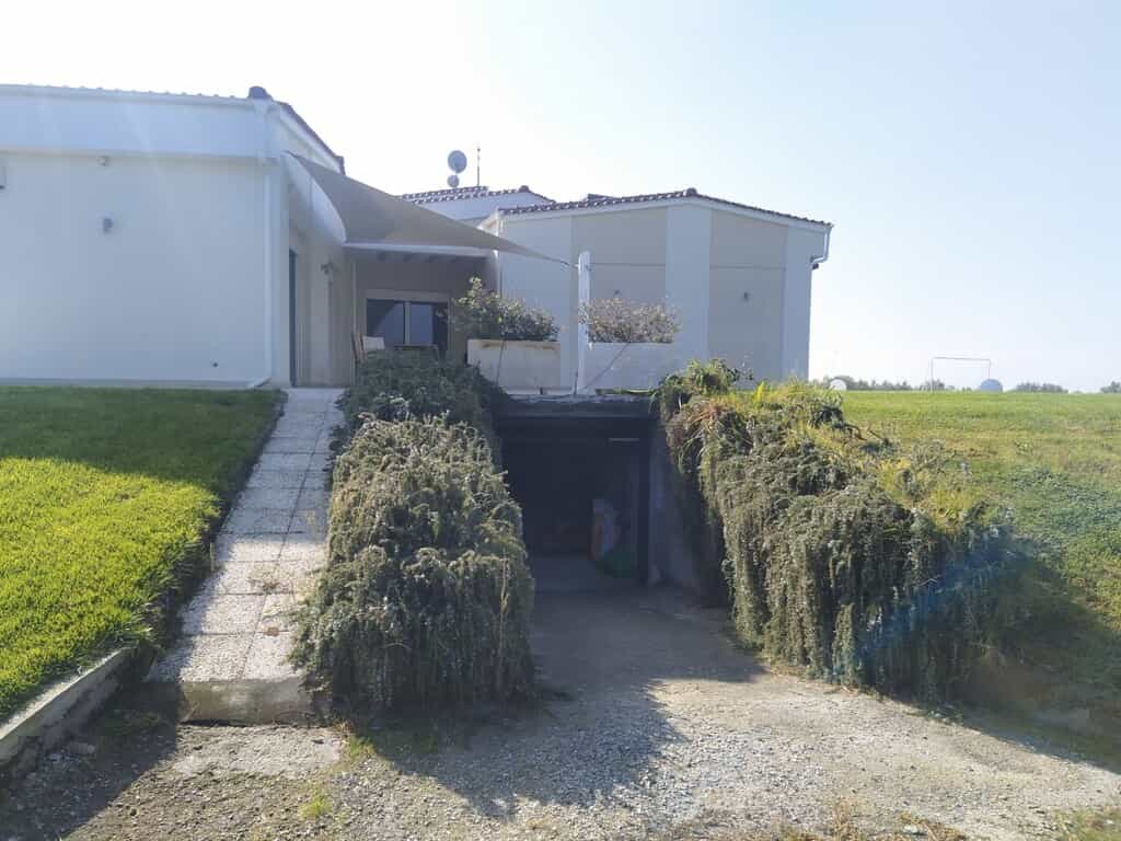 بيت في Epanomi,  11066734