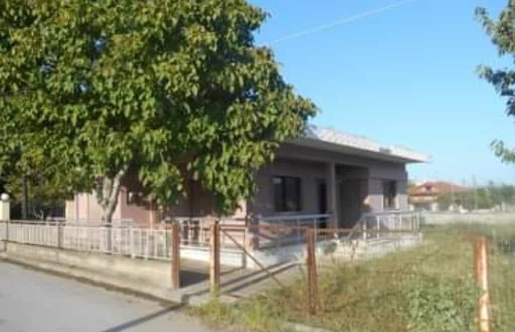 房子 在 Koufalia, Kentriki Makedonia 11066736