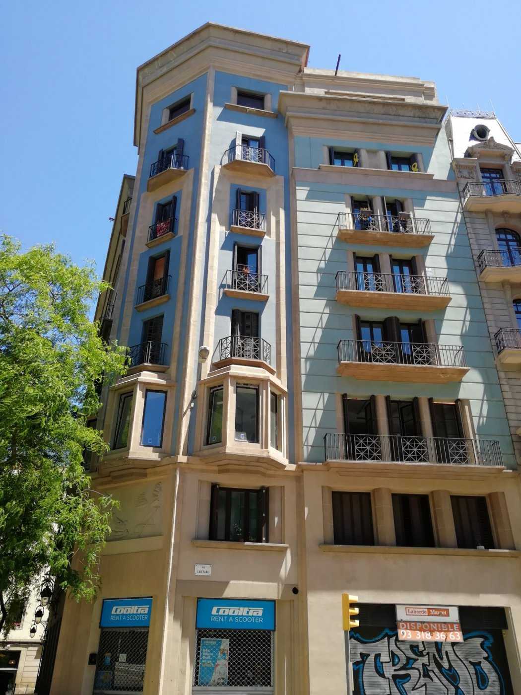Condominium in L'Hospitalet de Llobregat, Catalonia 11067994