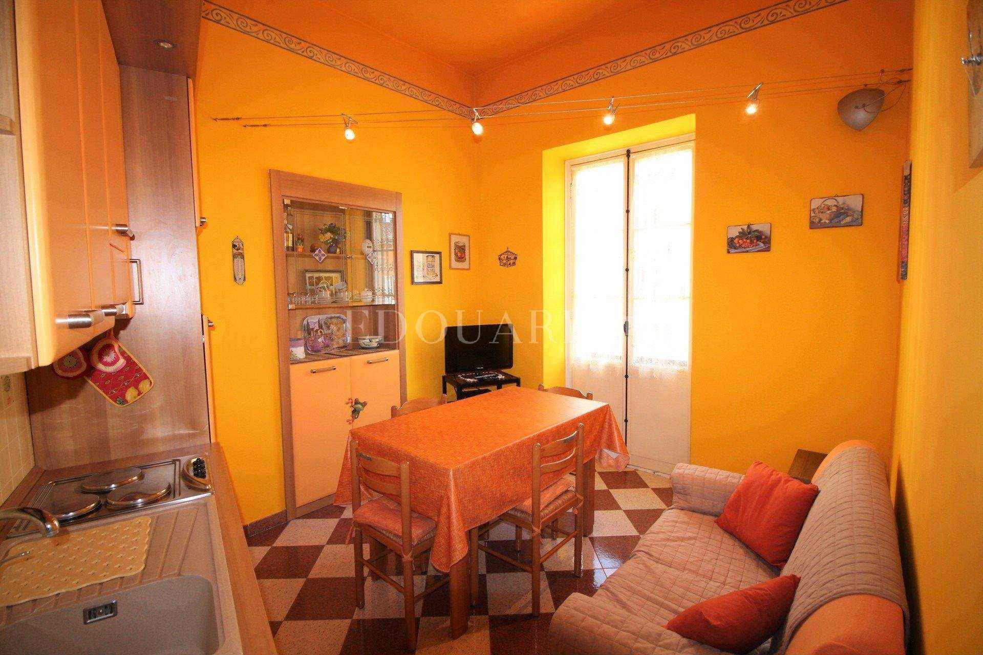 Condominium in Menton, Provence-Alpes-Cote d'Azur 11068830