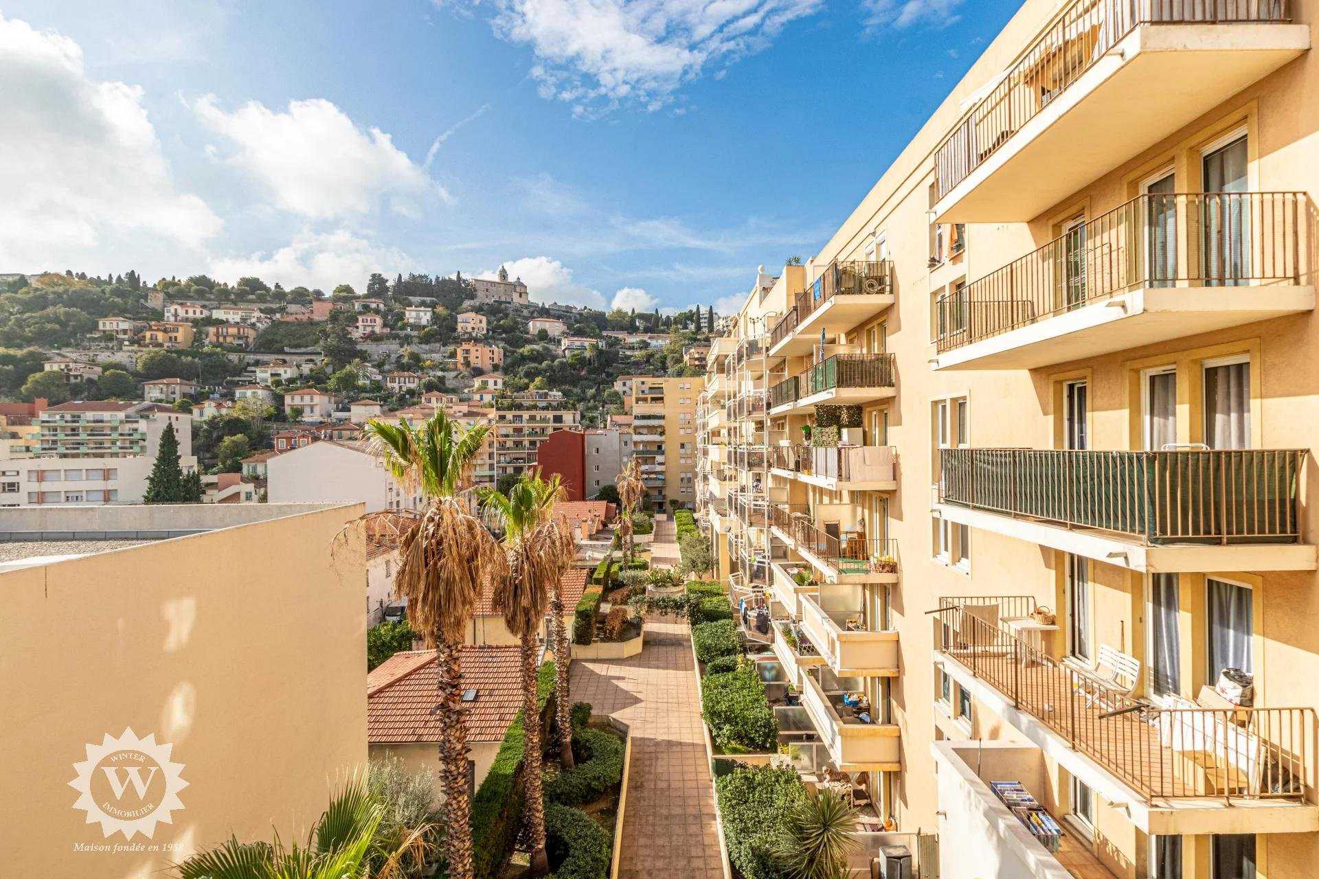 公寓 在 Nice, Alpes-Maritimes 11071632